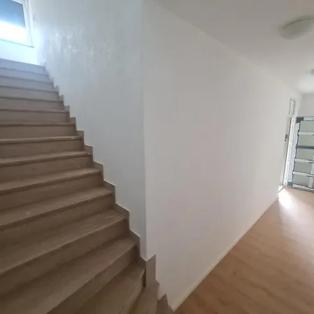 아파트 Handwerkerwohnung, Monteurunterkunft-rodgau 로트가우