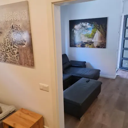 アパート Handwerkerwohnung, Monteurunterkunft-rodgau ロートガウ