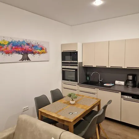 Handwerkerwohnung, Monteurunterkunft-rodgau Apartment