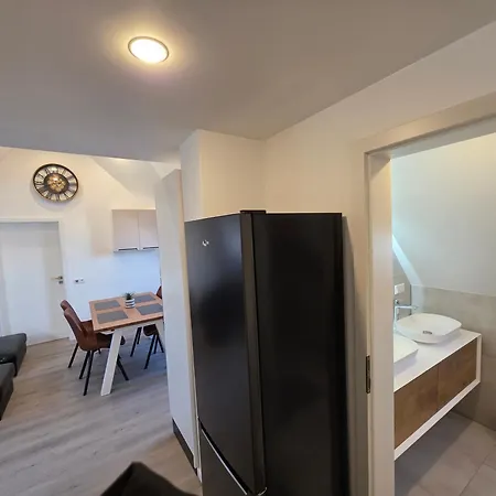 Handwerkerwohnung, Monteurunterkunft-rodgau